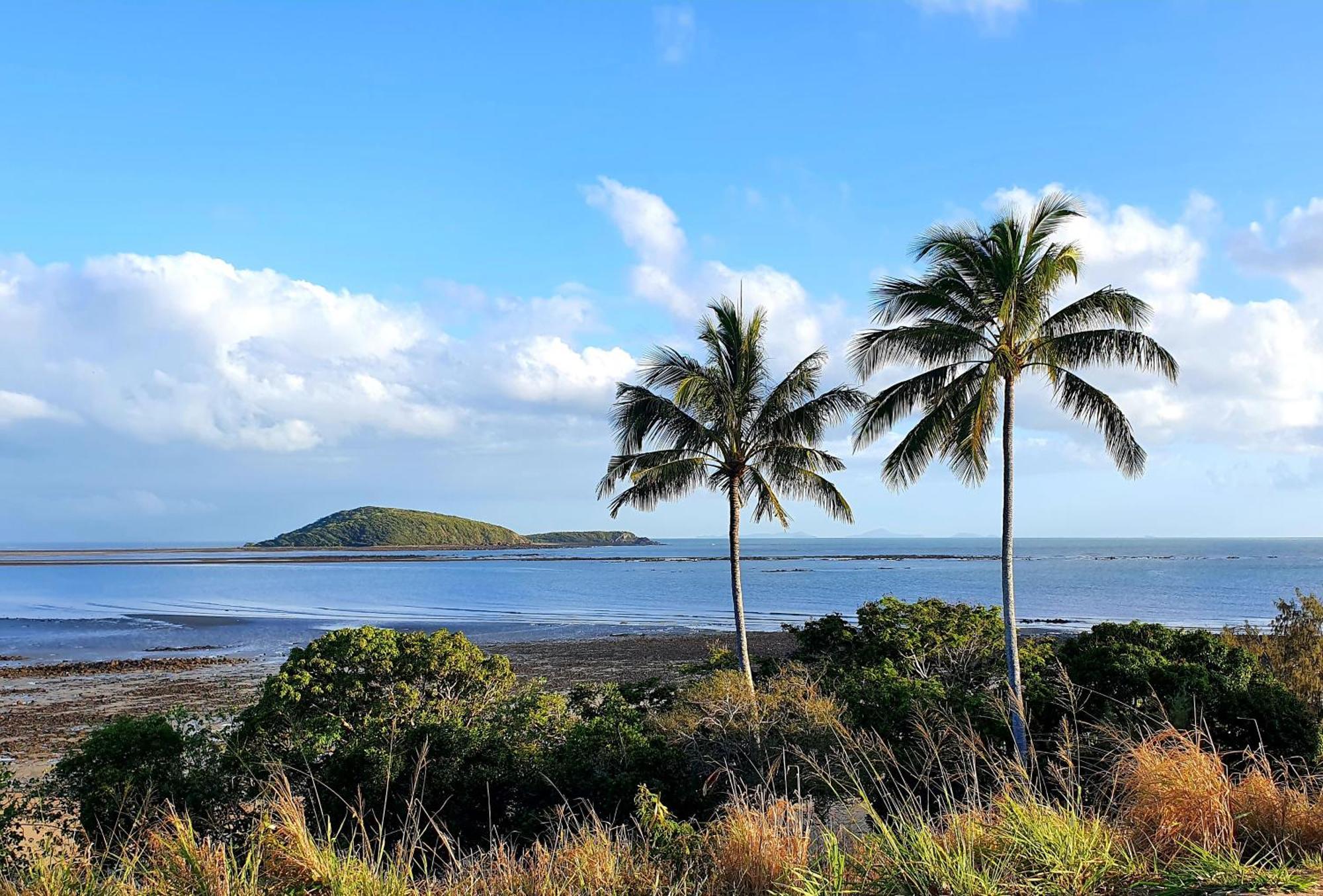 Dolphin Heads - Resort Unit - Absolute Beachfront! - Whitsunday Getaway! แมคคาย ภายนอก รูปภาพ